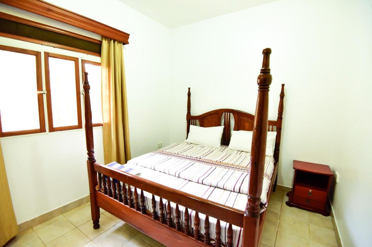 Corinya Serviced Apartments Entebbe Exteriér fotografie