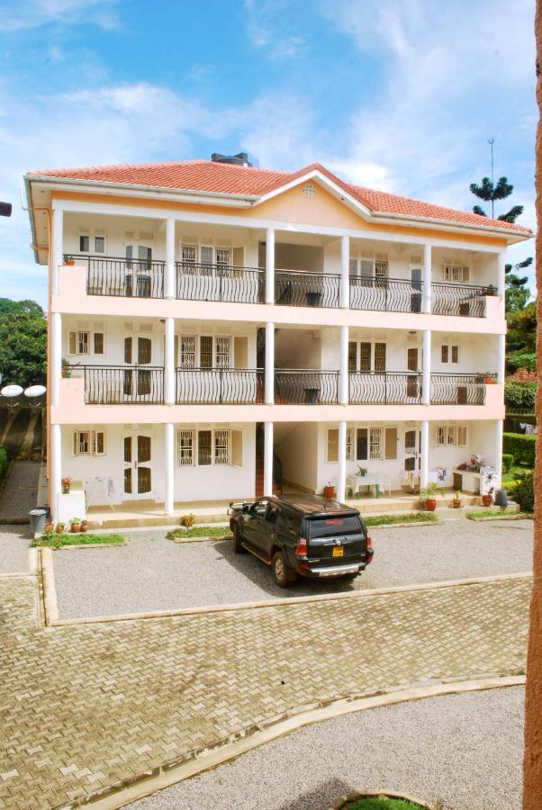 Corinya Serviced Apartments Entebbe Exteriér fotografie